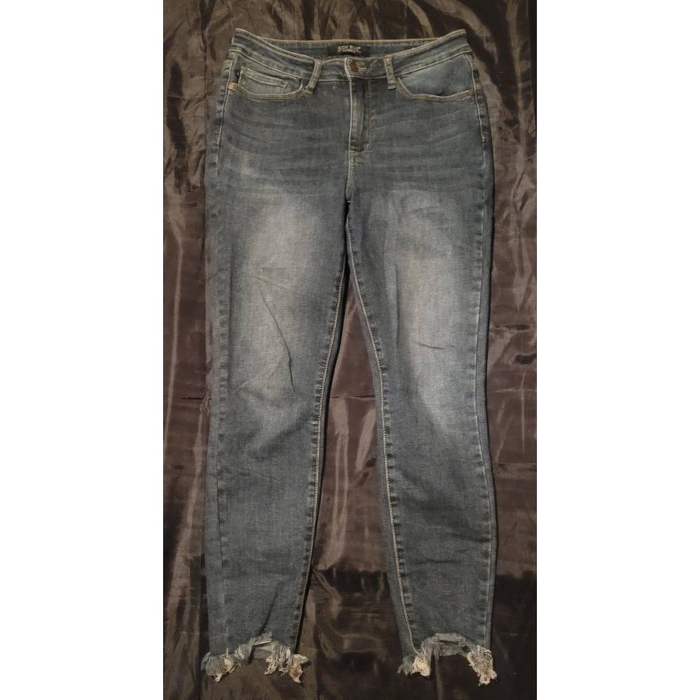 Judy Blue Women Skinny Fit 9/29 Blue Denim Jeans Mid Rise Shark Bite Hem JB88400